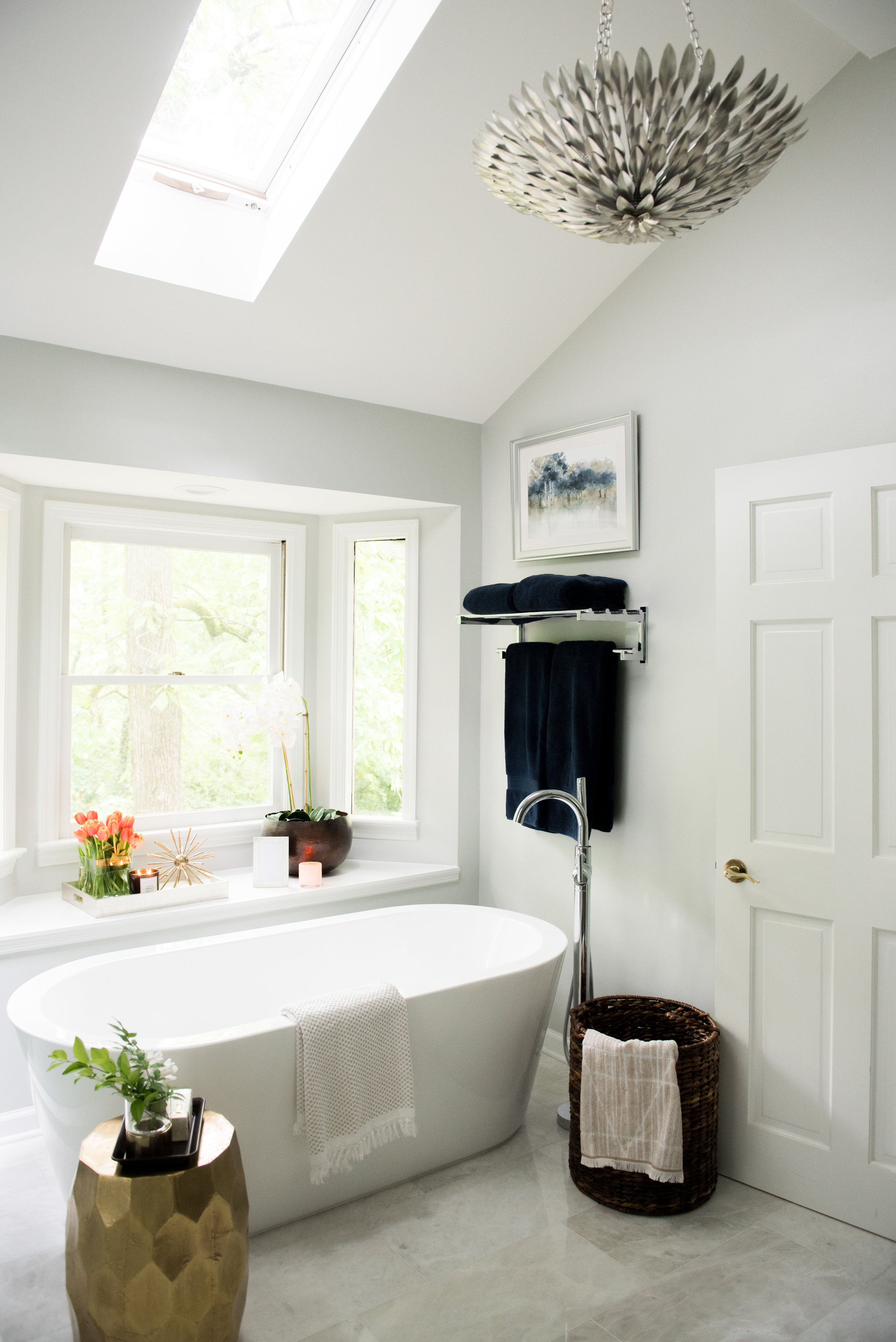 BYE BYE 80's! Hello Modern Cozy! A Bathroom Makeover you Won't